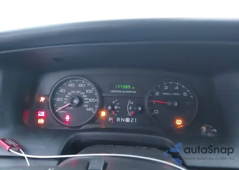 2009 Ford Crown Victoria Police/Police Interceptor from USA, damaged, VIN 2FAHP71V49X132555